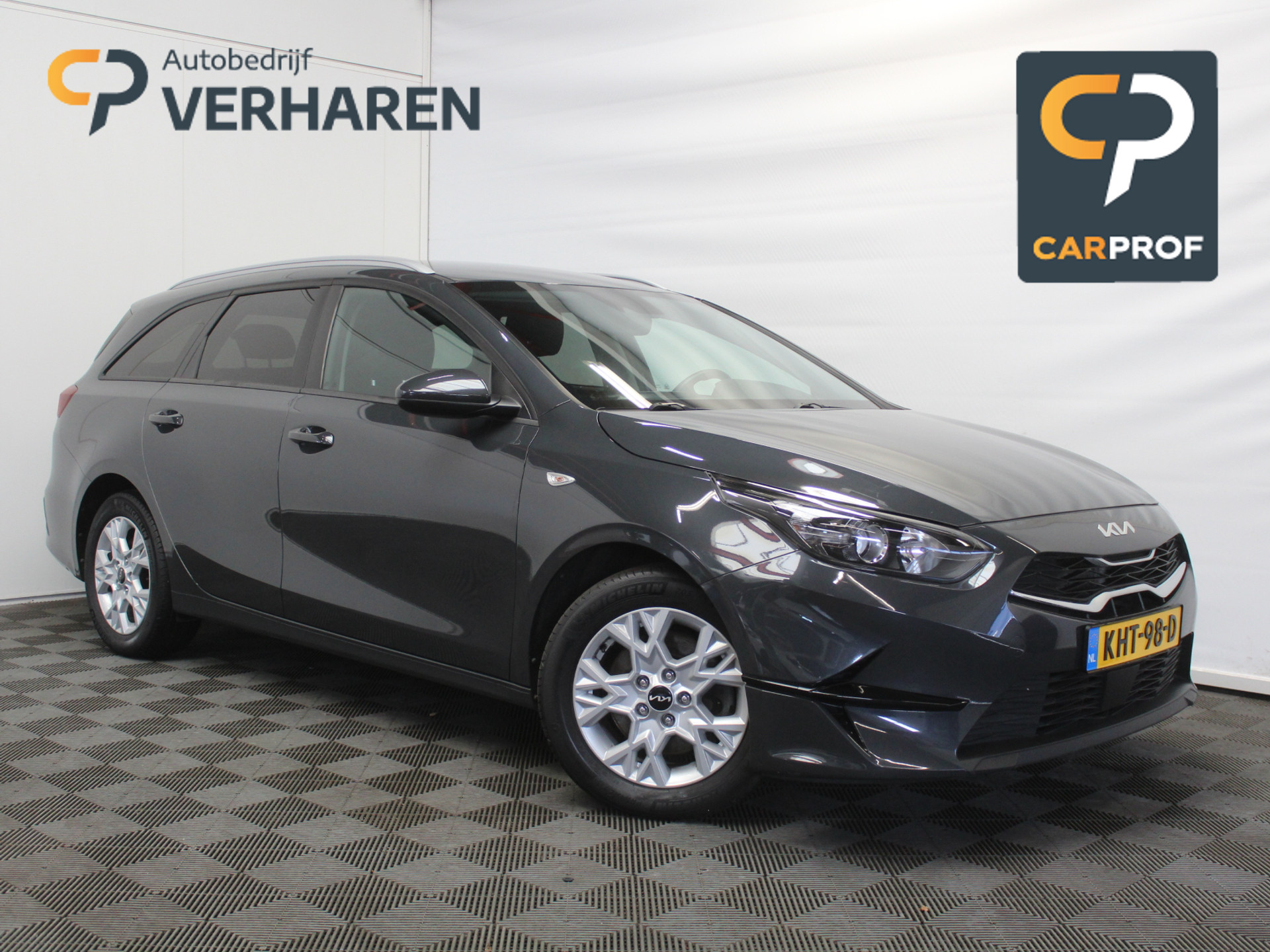 Kia Ceed Sportswagon 1.0 T-GDi DynamicLine CLIMATE | STOEL/STUURVERW | CARPLAY | LMV16 | DAB | LED | CRUISE | CAMERA 54122880-0.jpg | Autobedrijf Verharen