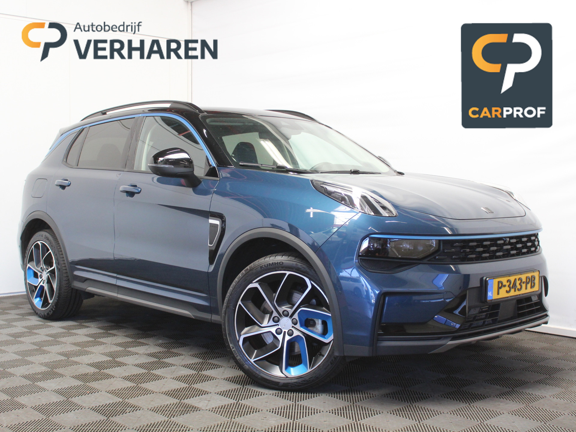 Lynk & Co 01 1.5 CARPLAY | CLIMATE | STOELVERW | 360CAMERA | PANODAK | WIFI | LED | DAB | NAVI | ELECSTOEL+MEM | ELECAKLEP | ADAPCRUISE 55523508-0.jpg | Autobedrijf Verharen