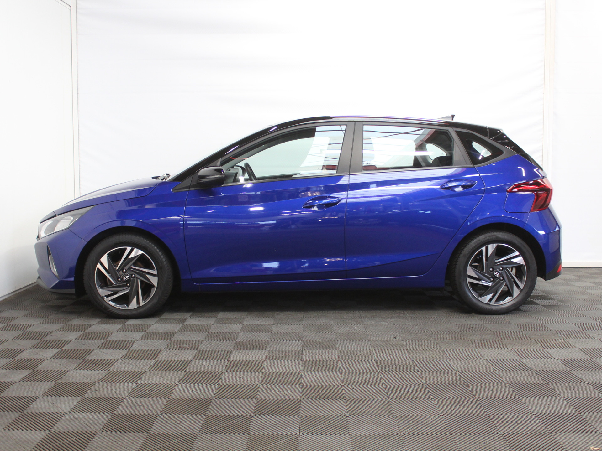 Hyundai i20 1.2 MPI Comfort Smart AIRCO | CRUISE | LMV16 | CARPLAY | DAB | CAMERA | LED | NAVI | PDCA 57090915-0.jpg | Autobedrijf Verharen